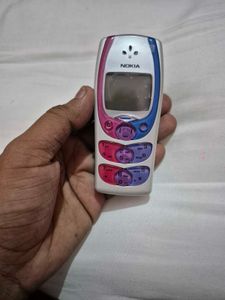Nokia 2300