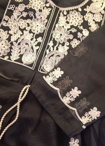 Chikankari Top