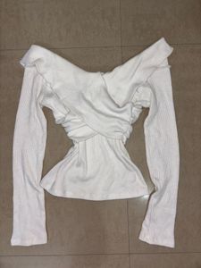 off shoulder White Long Sleeve Top