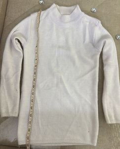 Round Neck White Sweater For Girls