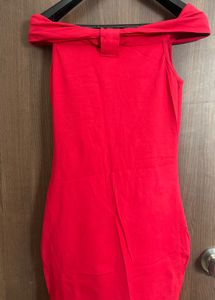 Off shoulder Red One Pic