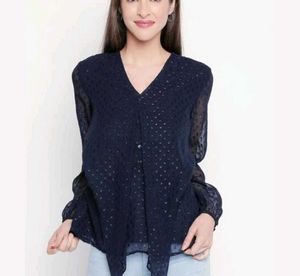 Navy Blue Top 🐾🛍️