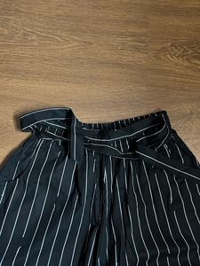Korean Black &amp; White Striped Cotton Pant