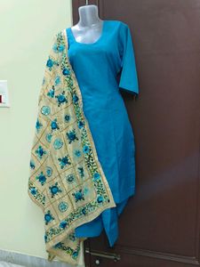 Beautiful Suit With Dupatta
