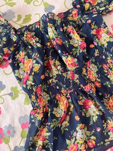 Floral Print Square Neck Top