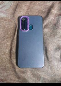 Realme 5 Pro + Free Display