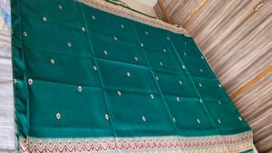 beautiful dark green sari without blouse