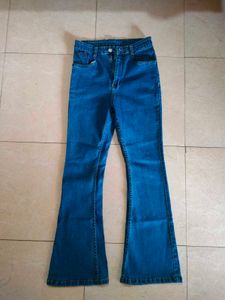 Bootcut Jeans 🌀🥤🐋👖🔹🧞