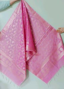 Huge Price Drop. Banarasi weave cotton Dupatta ✨