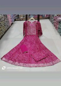 Bandhani Print Kurta Pant Dupatta Set