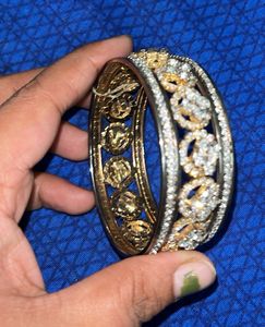 bangle