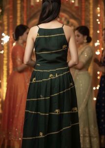 Elegant Elephant Print Maxi Dress