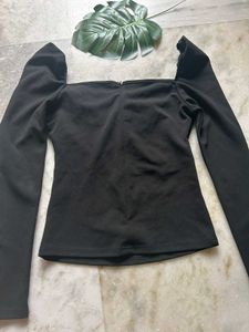 Chic Black Long Sleeve Top