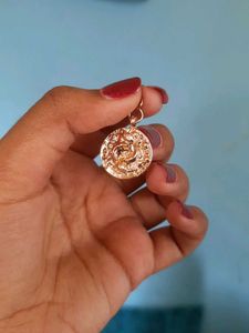 Gold Tone Medallion pendent