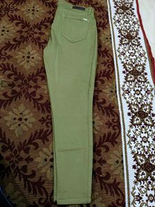Olive Colour Jeans 👖 For Women