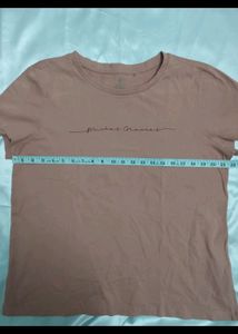 Unisex Tshirt 🎀