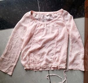 Lightweight and perfect for any occasion.