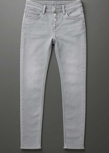 “Main ye jeans isliye sell kar rahi hoon kyunki mu