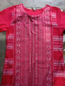 red kurti