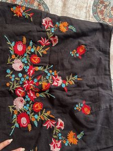 A Cute Feminine Embroidered Black Skirt