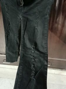 Black Distressed Jeans