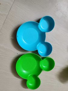 Water bottle, plates