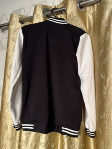 Versatile Jacket For Boys  Size M