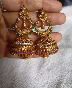 South Earrings Set!! ✅