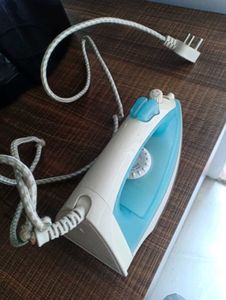 Koryo Steam Iron