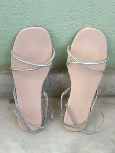 Elegant Minimalist Sandals . size 38
