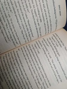 Beach Read by Emily Henry