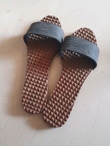 Acupressure Chappal Wooden