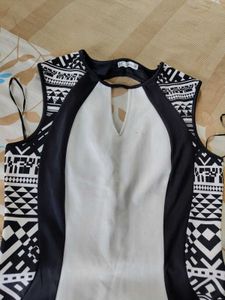 Black &amp; White Geometric Sleeveless Dress
