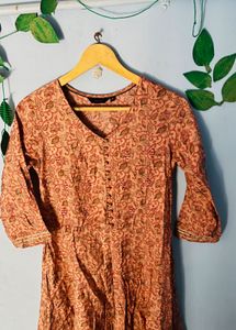 Simple Long Kurta Brown ❤️❤️❤️💙💙💙