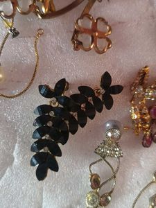 Earrings Collection