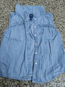 Preloved GAP Shirt