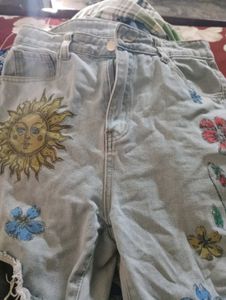 Beautiful Ripped jeans