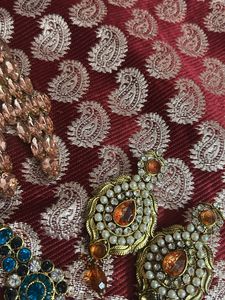 5 set of earrings