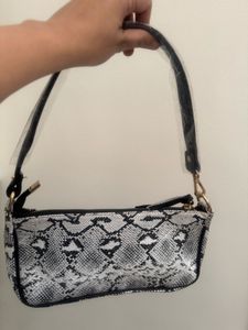 Snakeskin Print Shoulder Bag