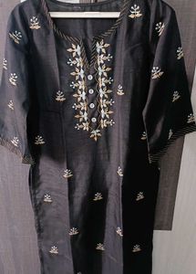 Chanderi Silk Embroiderd Kurta And Pant Set