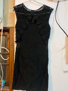 Chic Black Lace Detail Dress