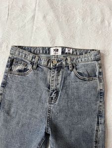 Highe Waisted Boot Cut Jeans
