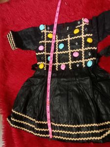 Girls Kashmiri Kurta Set