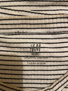 H&amp;M Striped Ribbed Tee