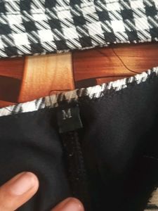 Houndstooth Mini Skirt