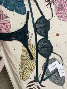 Savana Lace Lingerie Set