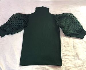 Price Drop ‼️Chic Green Turtle Neck Top