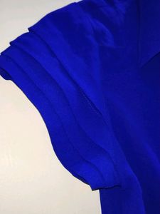 Women&#39;s Shirt In Royal Colour