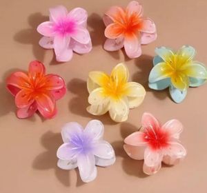 Pintersty Flower Clutcher