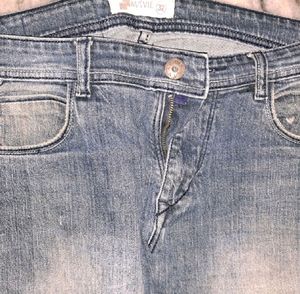 Jeans -(Size 32)